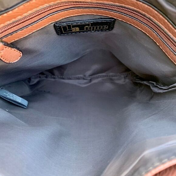 LIGHT BROWN PEBBLED FINISH, FAUX CRYSTAL & BRASS - Picture 12 of 13